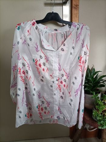 Tshirt gris à motif fleur multicolore