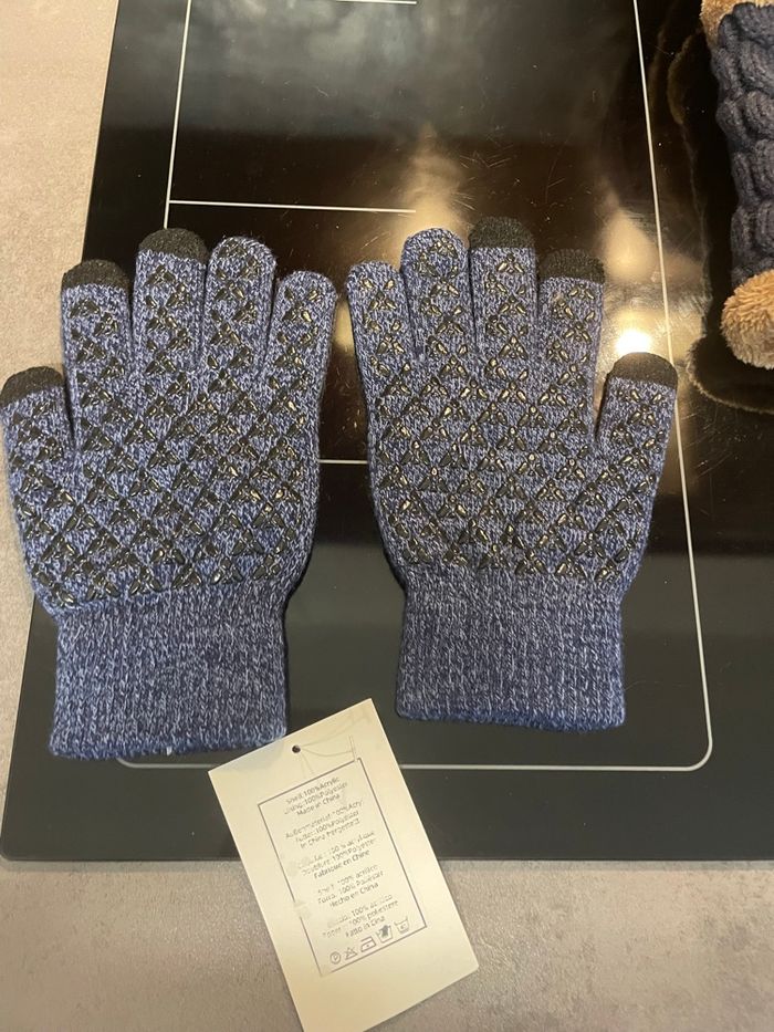 Ensemble bonnet écharpe et gants - photo numéro 4