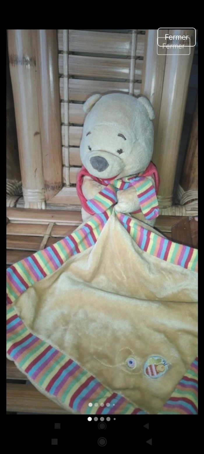 Doudou bébé Winnie l'ourson p2 - photo numéro 3