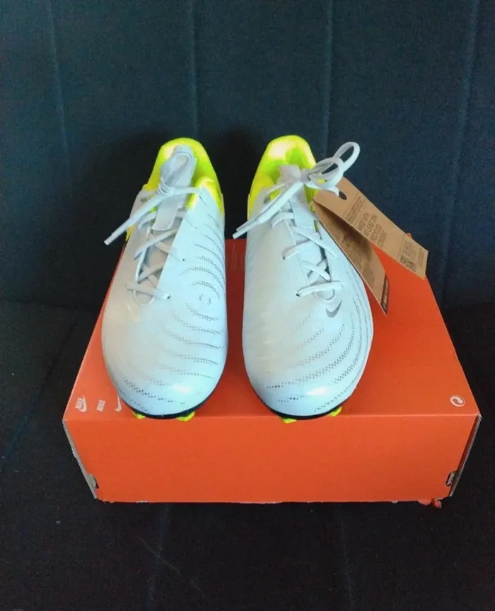 Crampons Nike - photo numéro 2