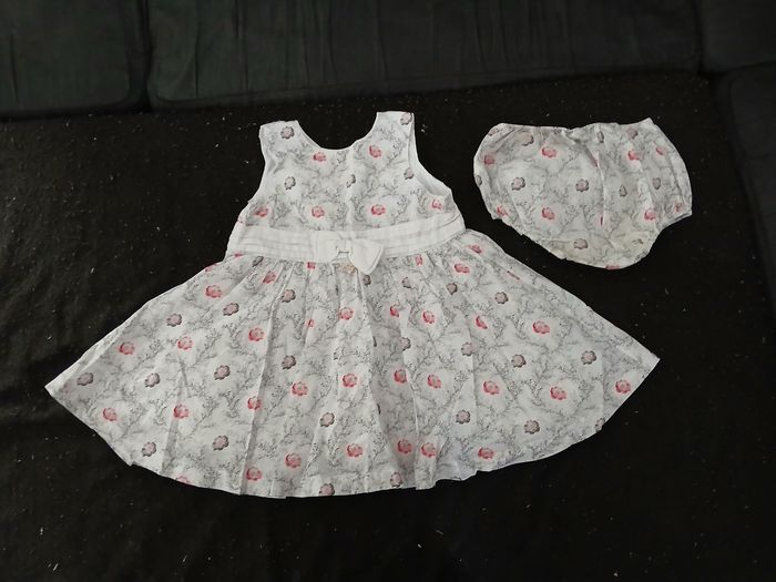 Robe de cérémonie été 18 mois avec culotte
