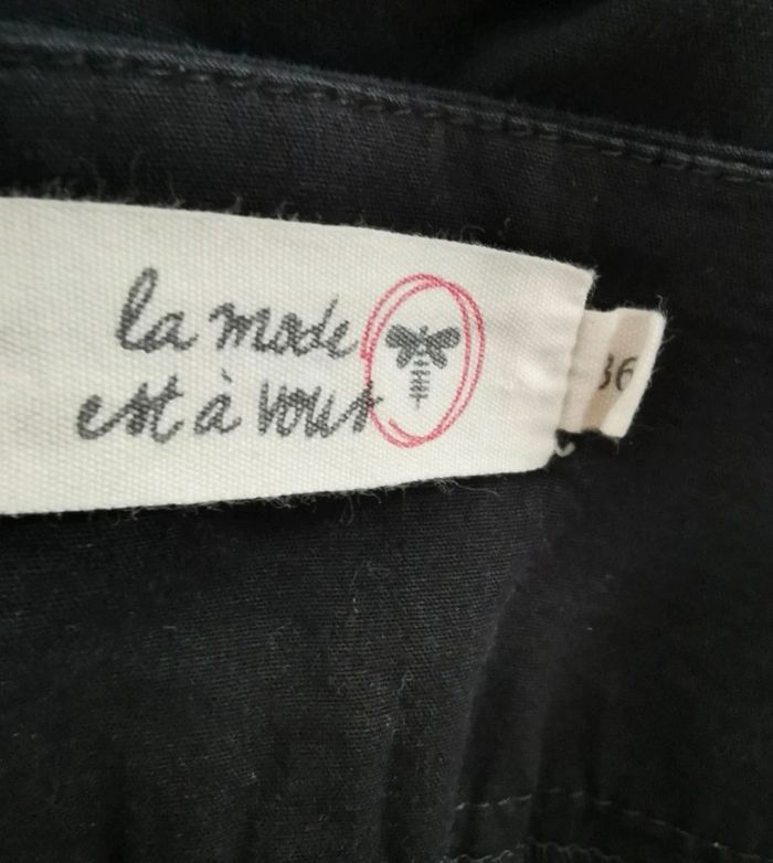 Pantacourt noir et beige (taupe)  T.36. La Mode Est À Vous - photo numéro 12