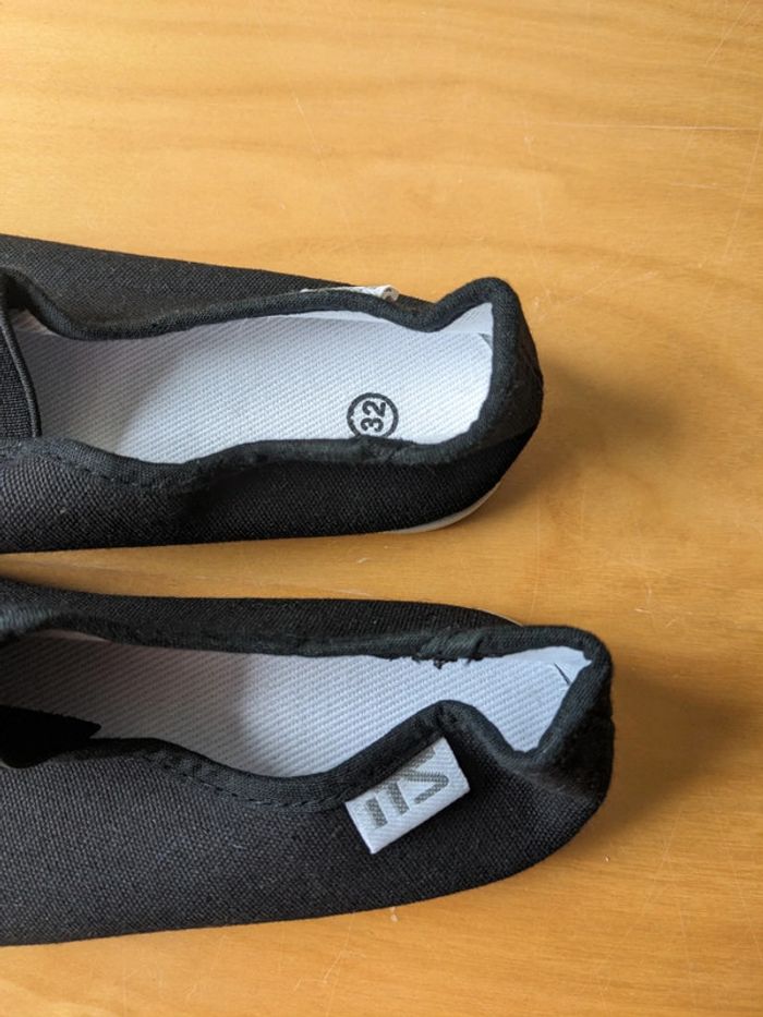 Chaussons de gymnastique 32 - photo numéro 2