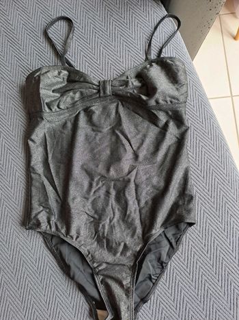 Maillot de bain 1 pièce 12 ans