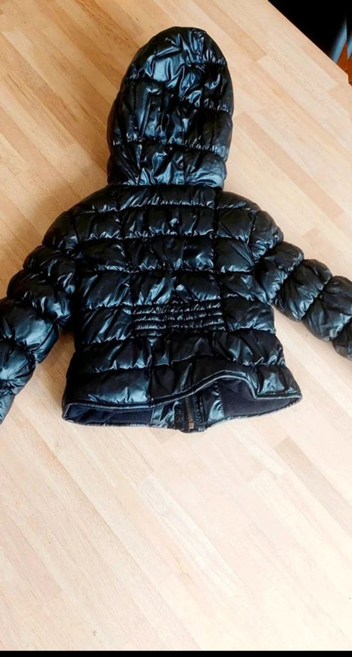 Blouson court fille noir et brillant T 4ans - photo numéro 2
