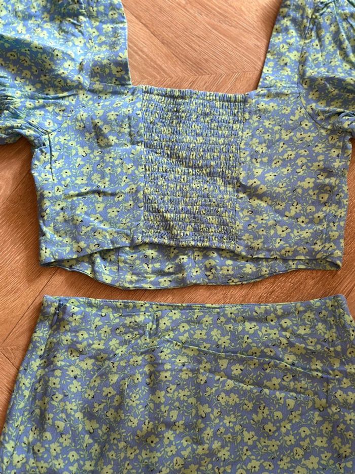 Joli duo Mango – Top court & jupe fleurie bleu/vert – taille XS/S - photo numéro 5