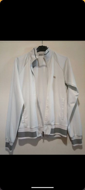 Belle veste EAZ Emporio Armani blanche. Taille M