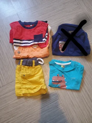 Lot 6 mois, 4 pieces