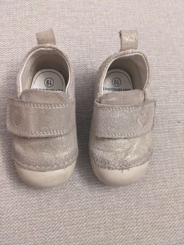 Chaussures taille 19