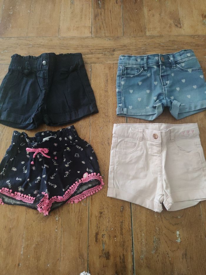 Lot 4 shorts
