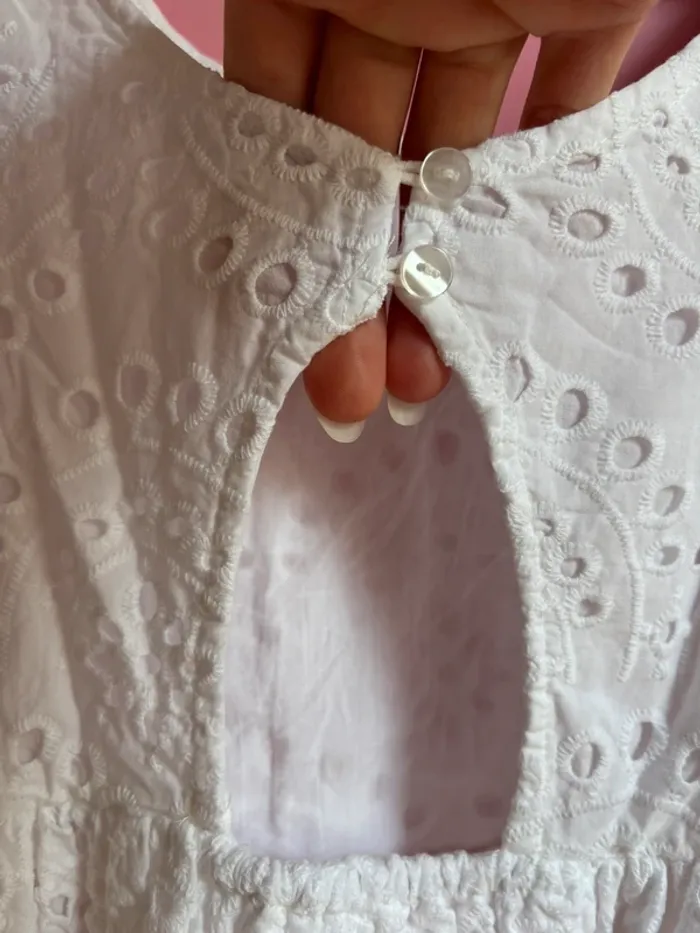 Superbe robe Gemo broderie anglaise 8 ans - photo numéro 5