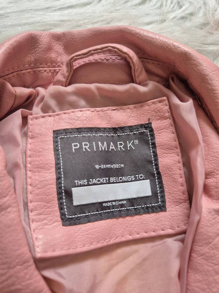 Veste imitation cuire rose primark 18-24mois - photo numéro 2