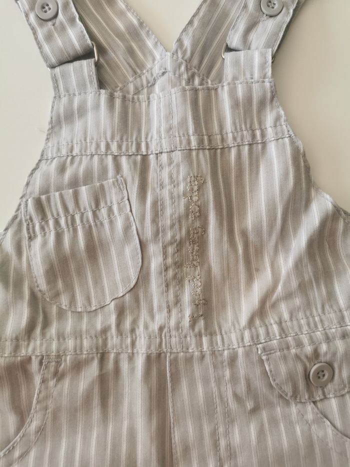 Salopette bébé grise à rayure blanche 18 mois de la marque dirkje neuf avec étiquette - photo numéro 2