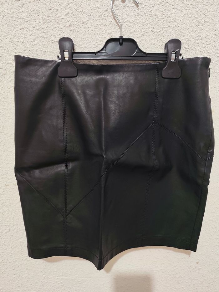 Jupe simili cuir
