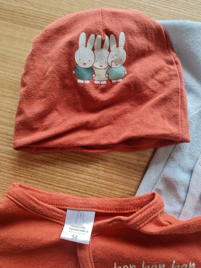 3 pyjamas - photo numéro 3