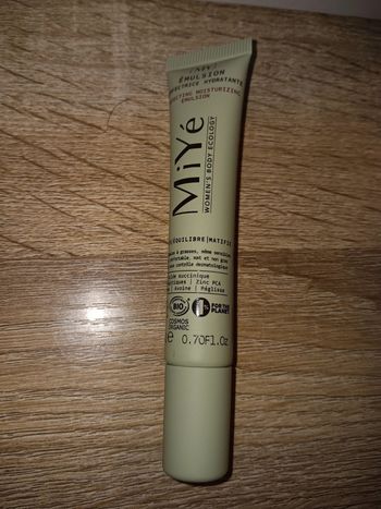 Émulsion perfectrice hydratante