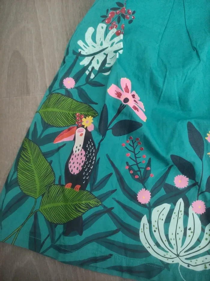 Lot de deux robes du pareil au même en très bon état taille 5 ans très peu porté - photo numéro 4