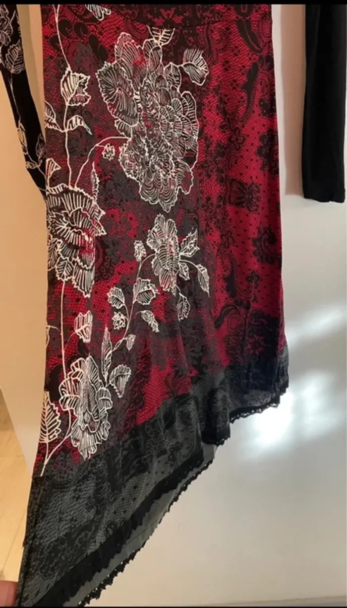 Robe Desigual originale noire et rouge - Taille XS - photo numéro 4