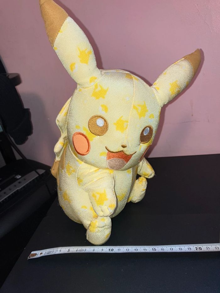 Peluche Plush Pokémon Pikachu - édition spéciale anniversaire - photo numéro 9