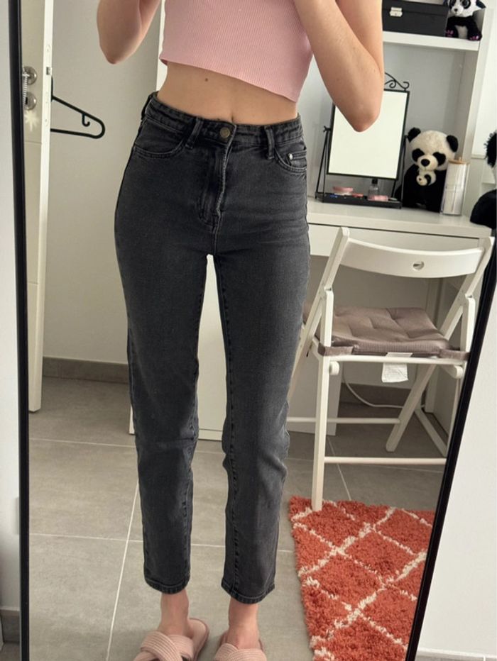 Jean mom slim noir Stradivarius