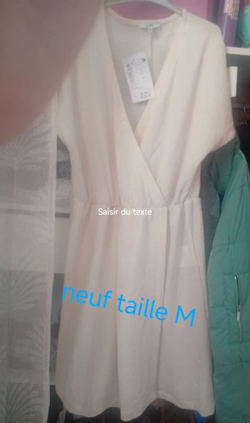 Robe crème neuve taille M