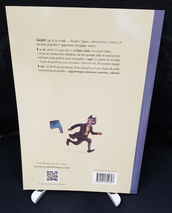 Géant, la fillette et le dictionnaire (Le) - Jean Leroy - Stéphane Poulin - Ecole des loisirs - photo numéro 2