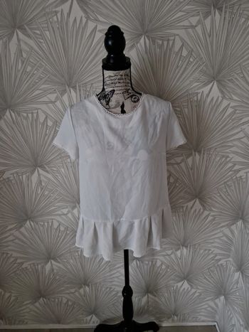 Jolie blouse manches courtes chic taille 40