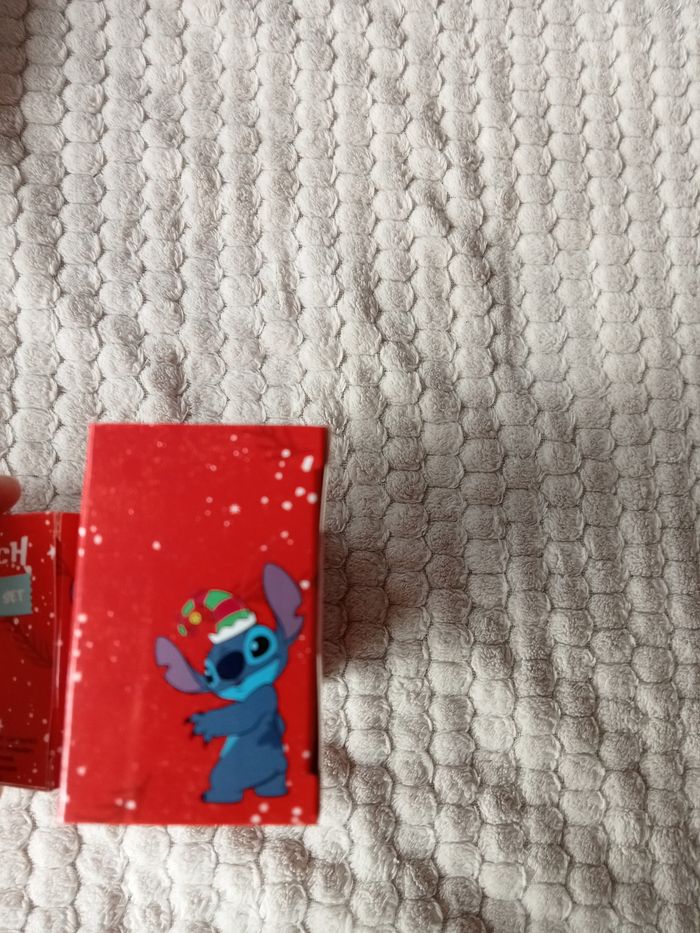 Boite de 12 Tampons Noël Stitch - photo numéro 8
