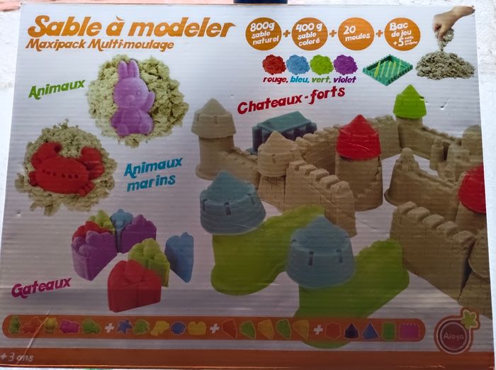 Grand coffret de sable à modeler + nombreux moules et accessoires - photo numéro 5