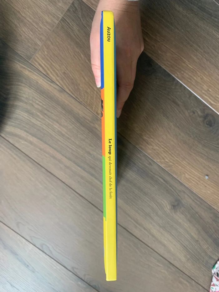 Livre le loup qui devenait chef de la forêt grand album auzou - photo numéro 4