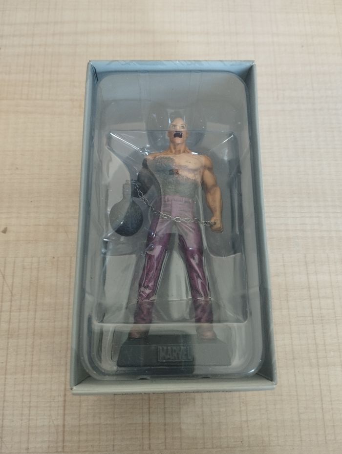 Figurine Marvel l'homme absorbant en plomb