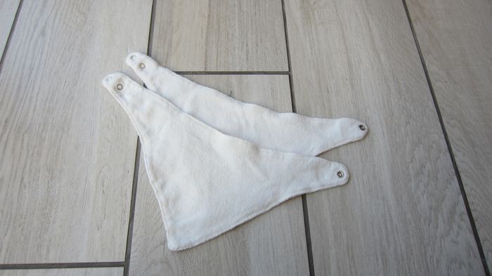 Lot de 2 bandanas/bavoirs - photo numéro 2