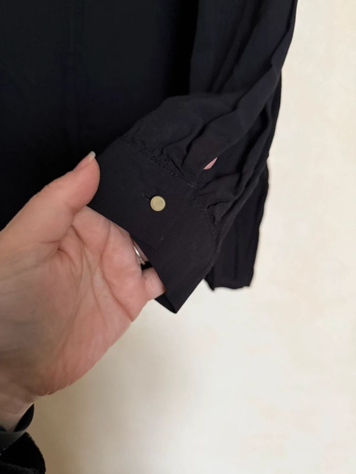 Chemise noire - photo numéro 7