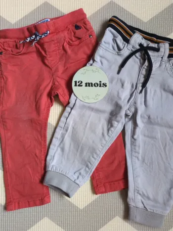 Lot 2 pantalons Mayoral 12 mois