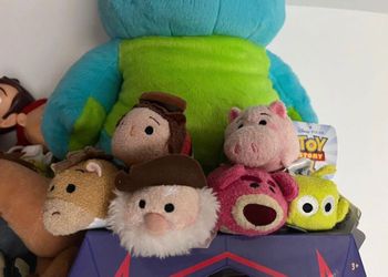 Lot Tsum Tsum Toy Story petit + 4 mini