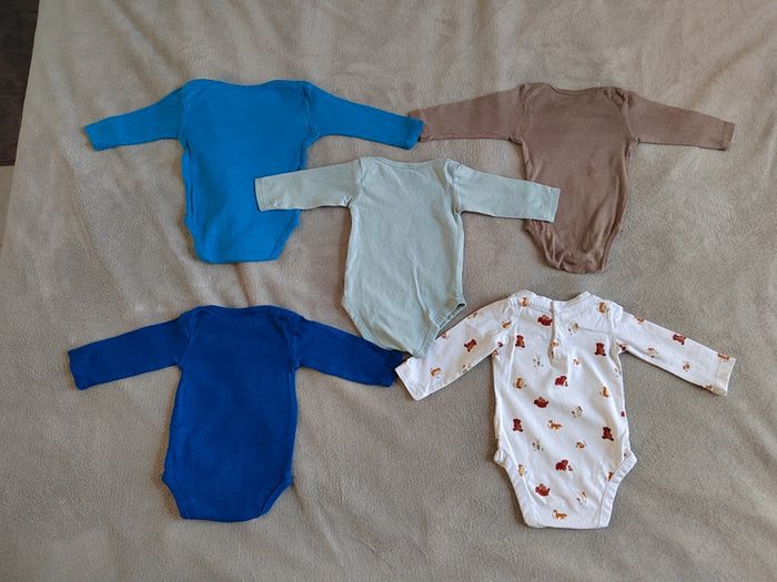 Lot 5 bodys manches longues 3 mois - photo numéro 2