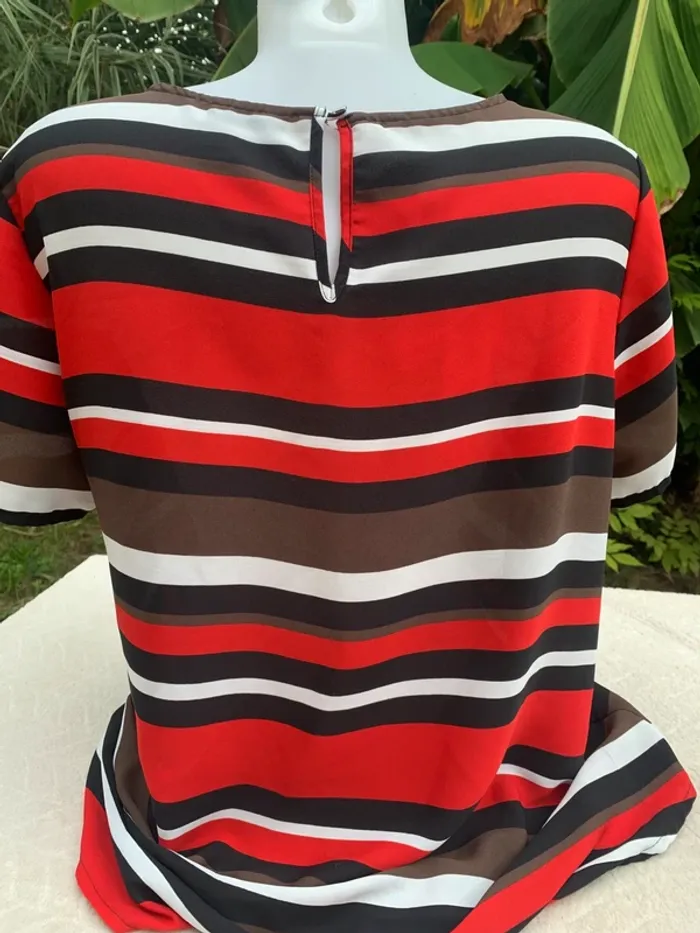 Blouse-teeshirt Yessica manches courtes taille 44 - photo numéro 4