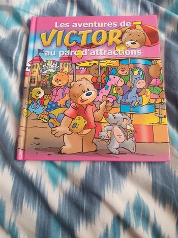 Livre: Les aventures de VICTOR au parc d'attraction