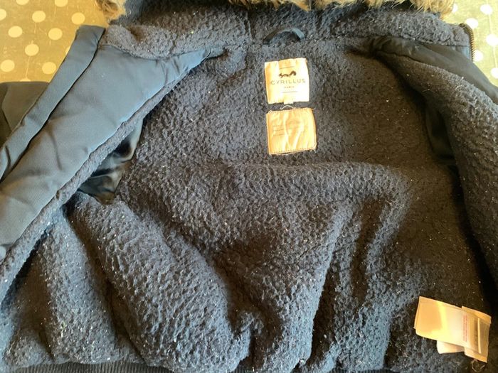 Manteau à capuche fourrure 6 ans - photo numéro 10