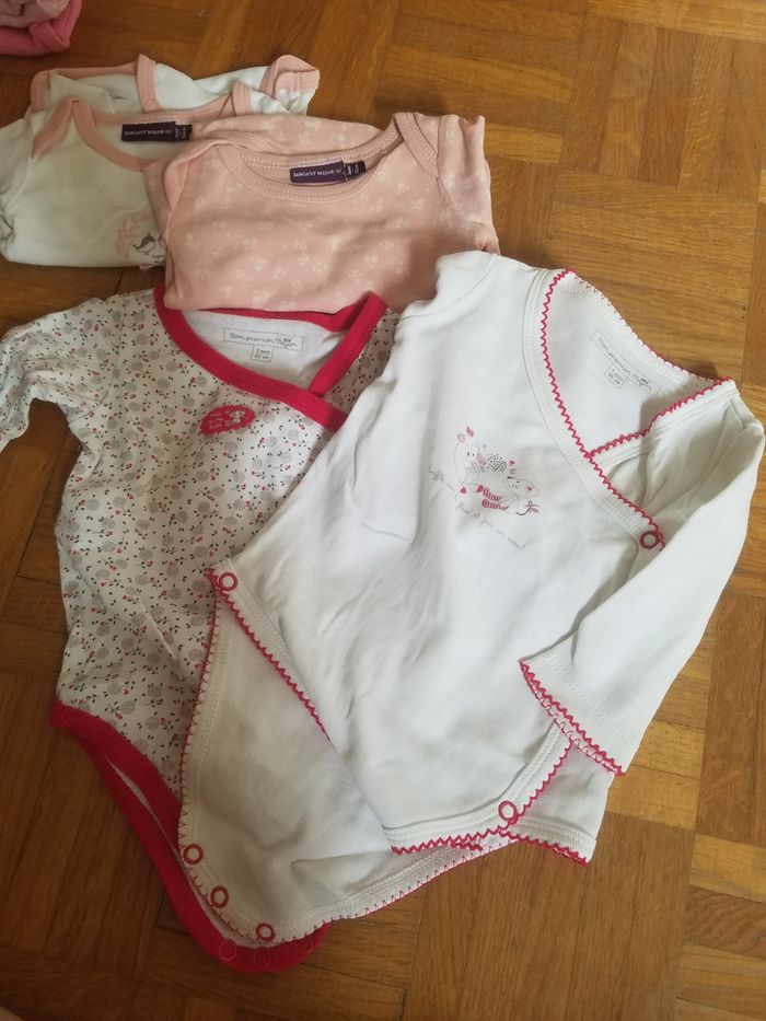 Lot 4 bodies Sergent Major 3 mois - photo numéro 2