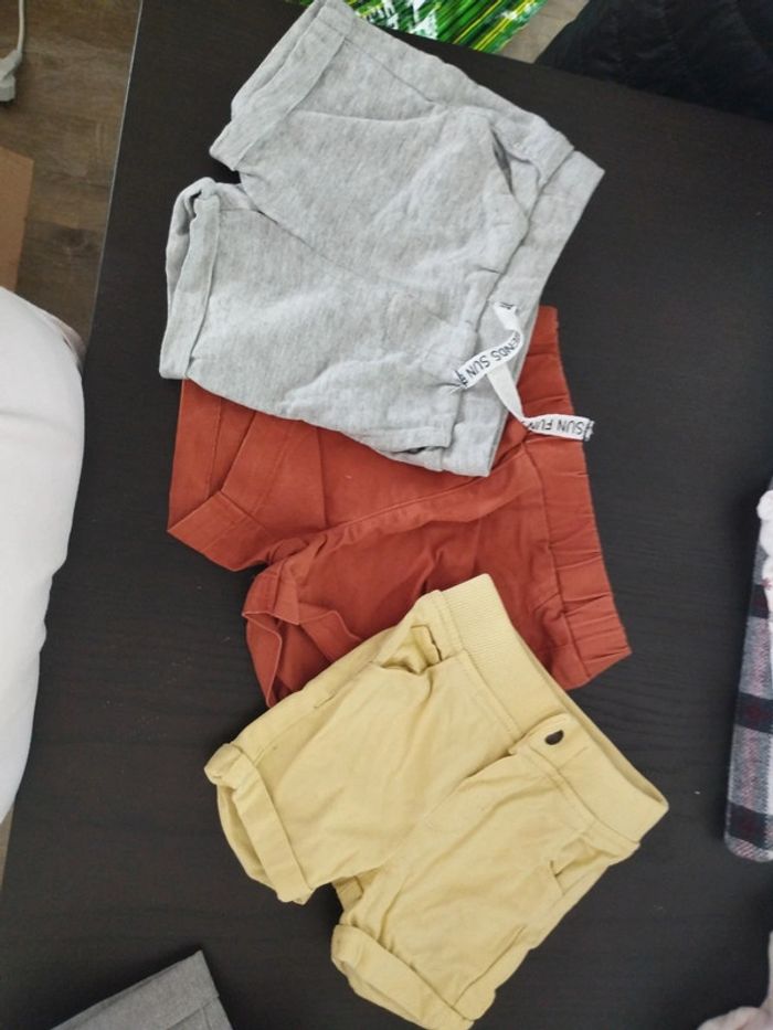 3 shorts 9mois