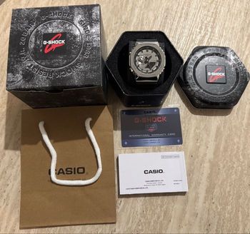 G-Shock GM-2100 métal/ argent /noir – Neuve