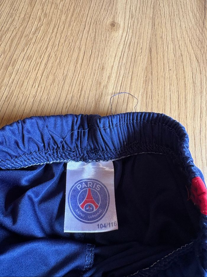 Short garçon taille 104/116 - photo numéro 3