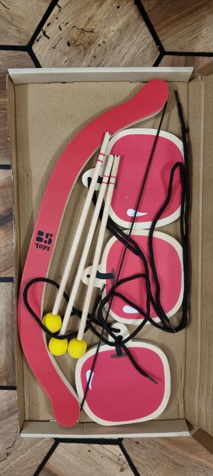 Arc, flèches et cibles en bois NEUF