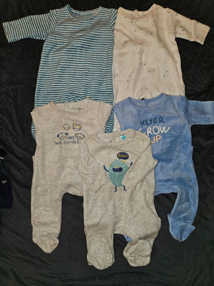 Lot de 5 pyjamas