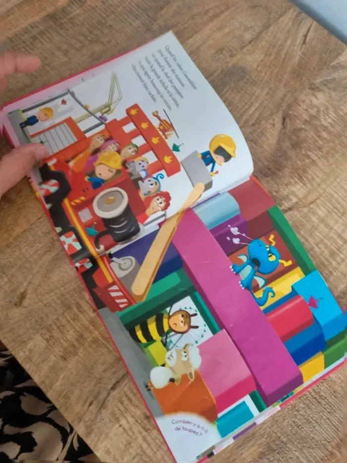Livre enfant comme un chien dans un jeu de quilles - photo numéro 3