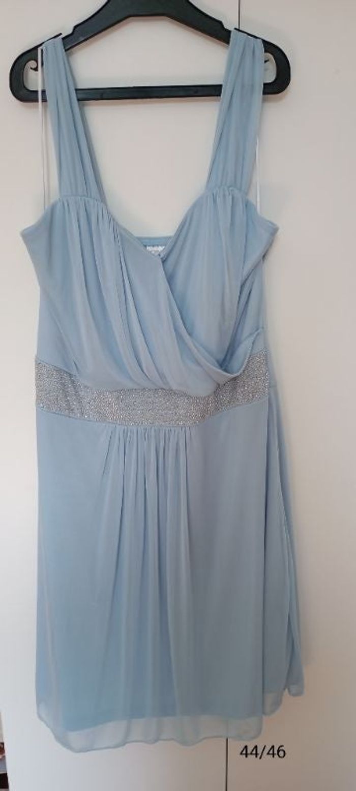 Robe 44/46