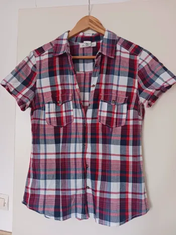 Chemise à carreaux cintrée