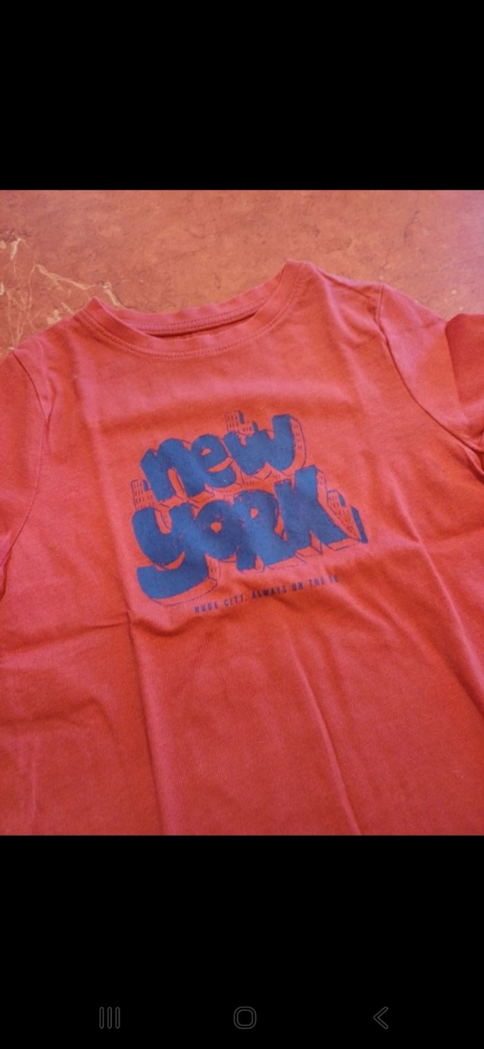 T.shirt garçon taille 5 ans - photo numéro 2