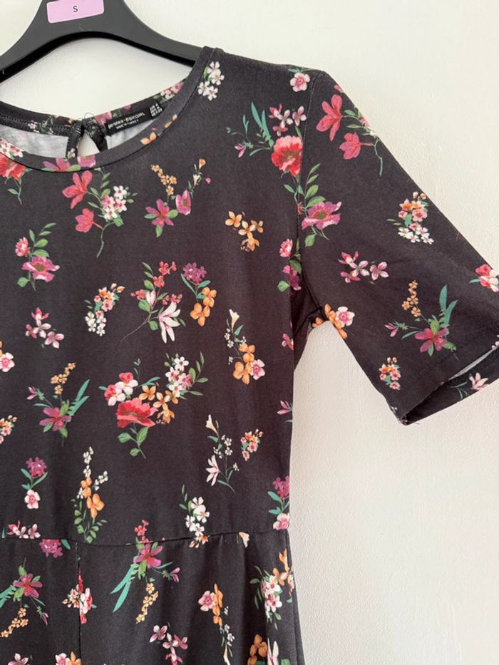 Combi short fleurie / Taille M - photo numéro 4